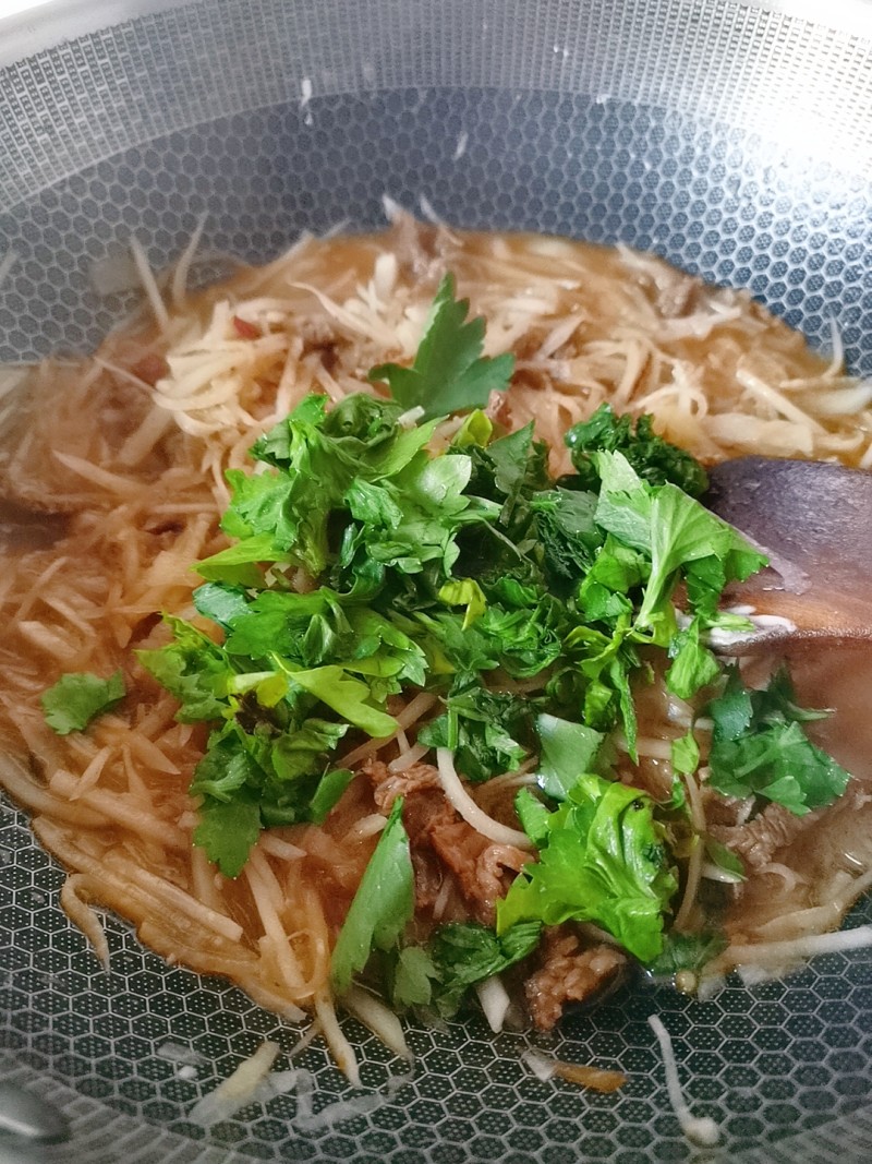 Steps for Stir-Fried Beef with Radish