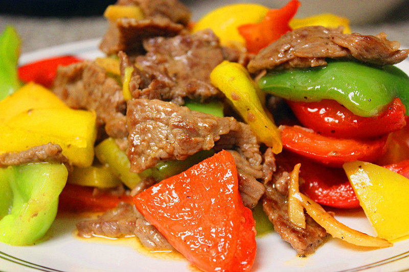 Steps for cooking Colorful Bell Pepper Beef