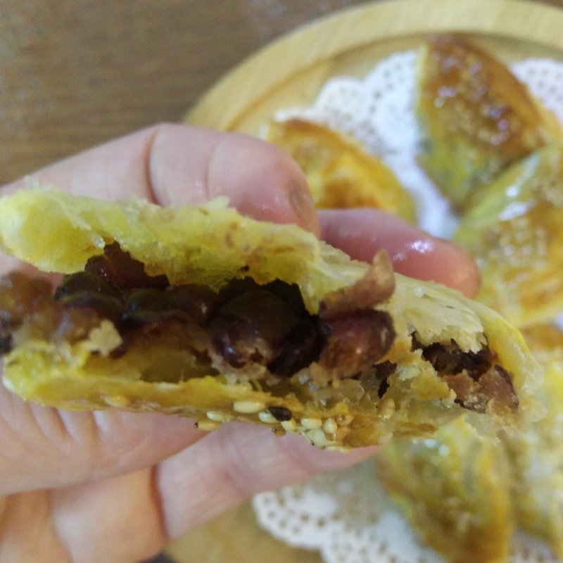 Steps for making Natto Pastry