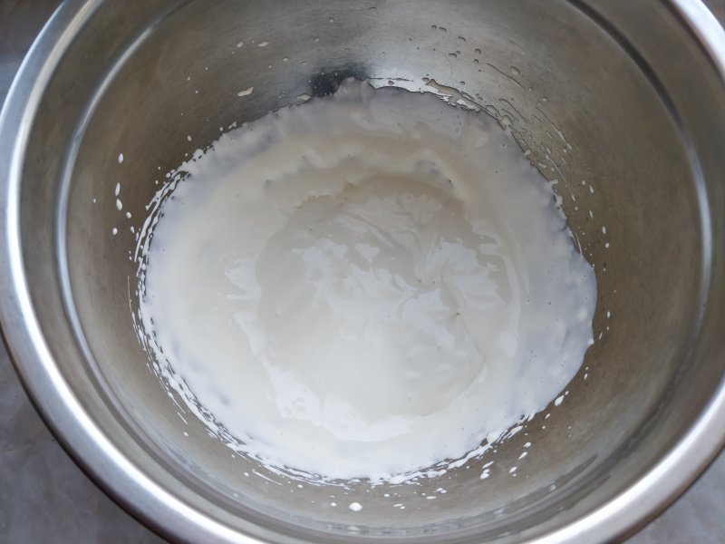 Steps for Making Cream-filled Croissant