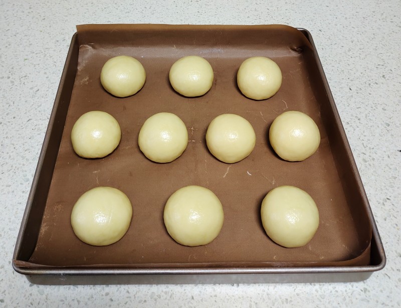 Steps for Making Red Bean Pastry