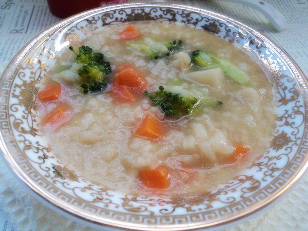 Strengthen Your Kidneys, Bones, Lungs, and Stomach with Broccoli and Yam Porridge