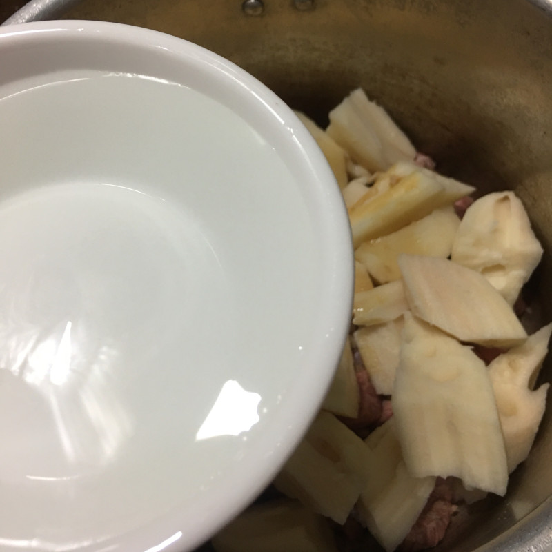 Steps for Cooking Lotus Root in Soy Sauce