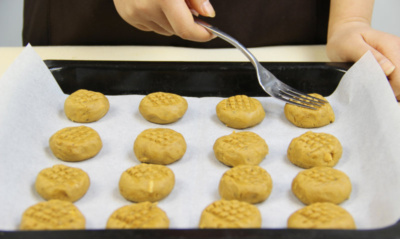Delicious Recipe | Rich and Crispy Peanut Cookies Making Steps