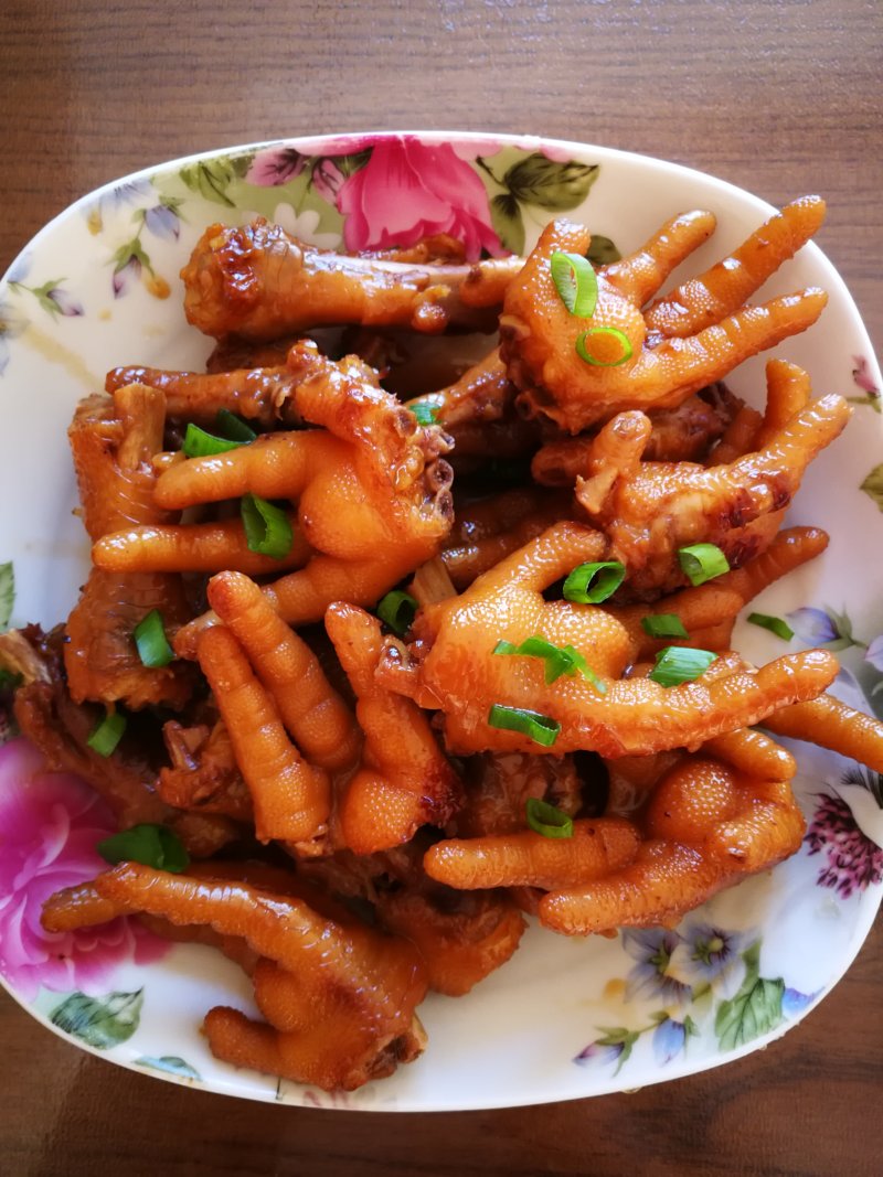 Soy Sauce Chicken Feet