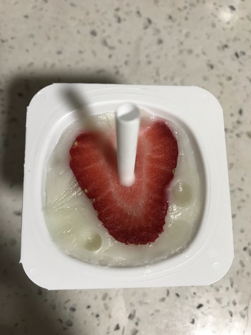 Steps to Make Strawberry Yogurt Jelly