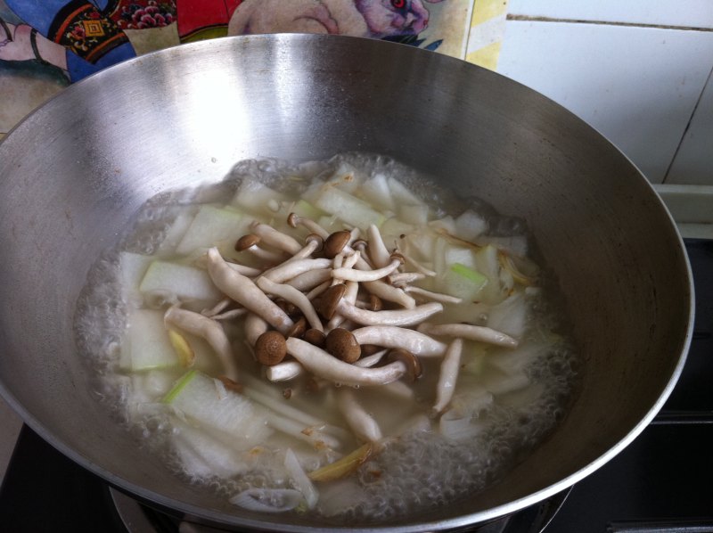 Steps for making Crab Mushroom and Dried Shrimp Winter Melon Soup