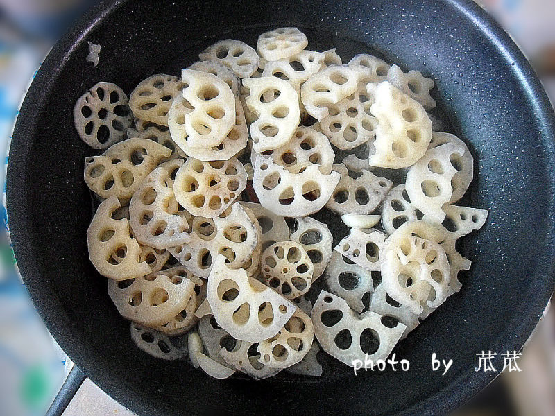 【Simple and Delicious】Stir-Fried Lotus Root Slices Cooking Steps