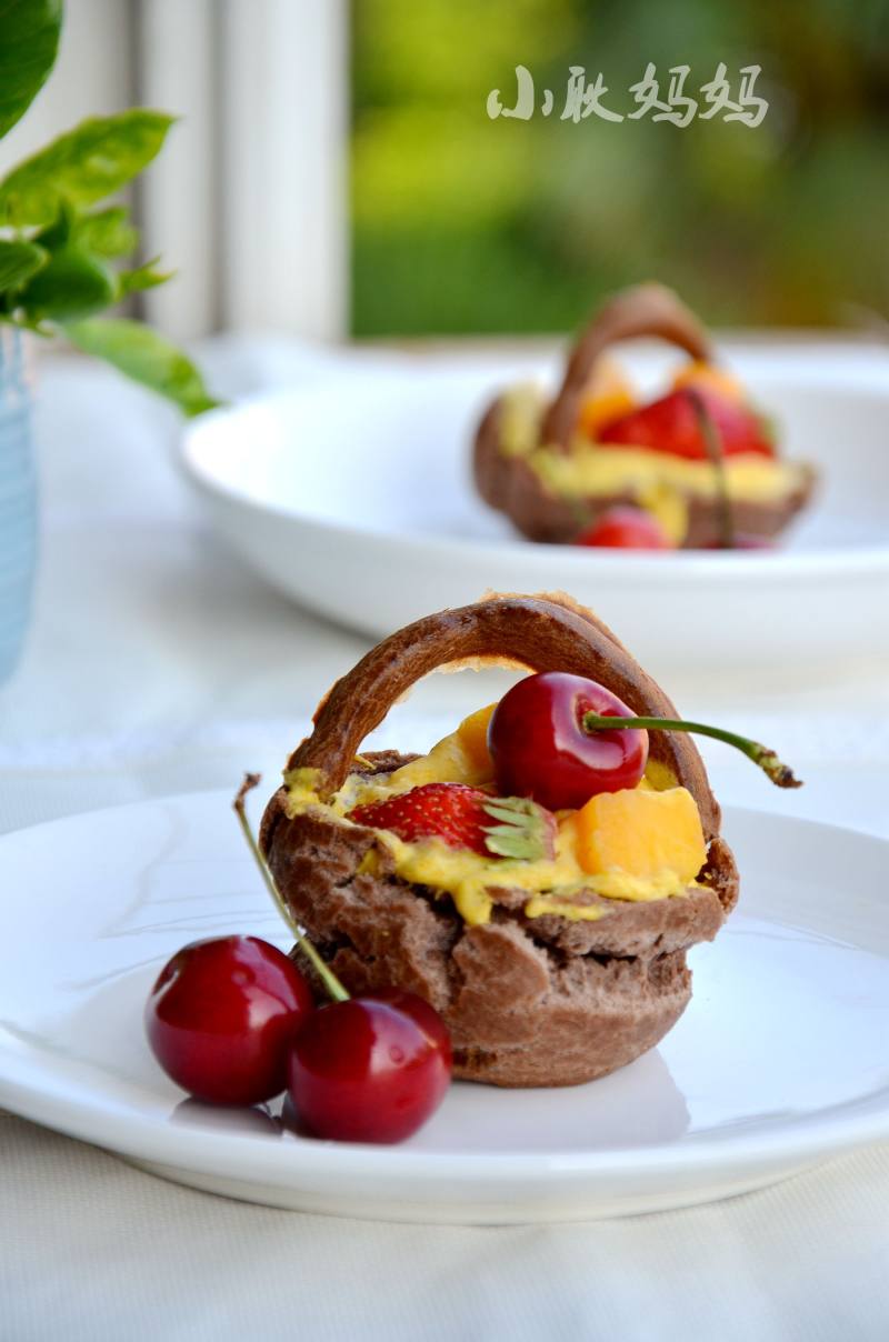 Fruit Basket Ice Cream Puff