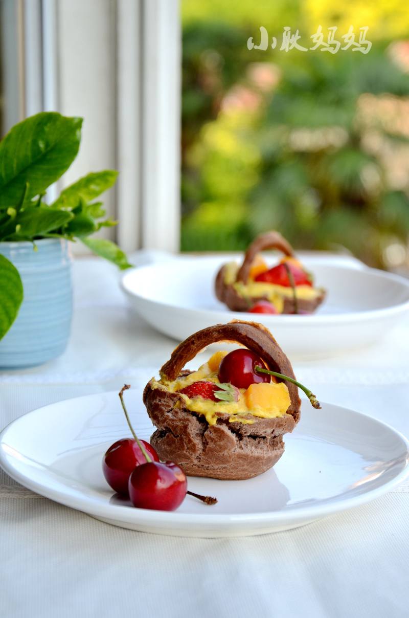 Fruit Basket Ice Cream Puff