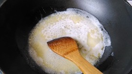 Step-by-Step Instructions for Making Fruit Basket Ice Cream Puff