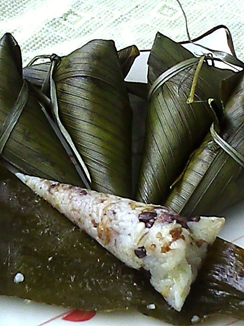 Mixed Grain and Preserved Meat Zongzi