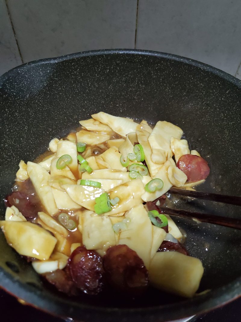 Chinese Sausage Stir-Fried Winter Bamboo Shoots Step by Step