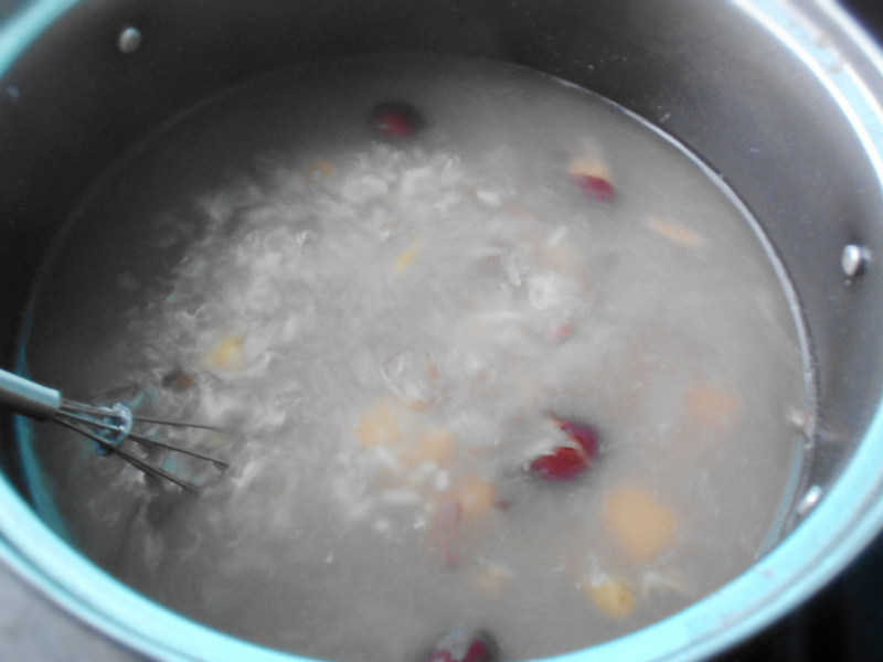 Steps to Make Sweet Potato and Lotus Seed Congee