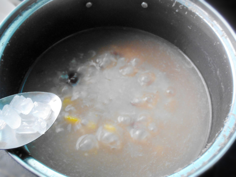 Steps to Make Sweet Potato and Lotus Seed Congee