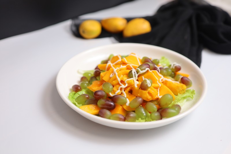 Grape Mango Salad