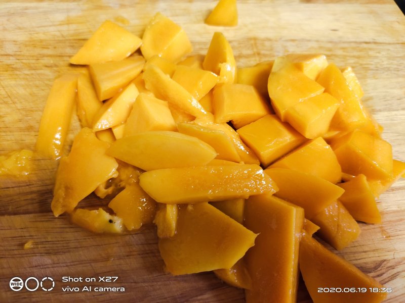 Step-by-Step Guide to Making Grape Mango Salad