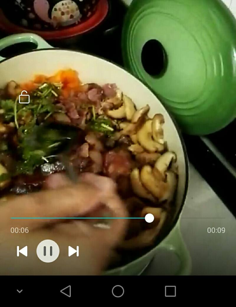 Chinese Sausage Clay Pot Rice Cooking Steps