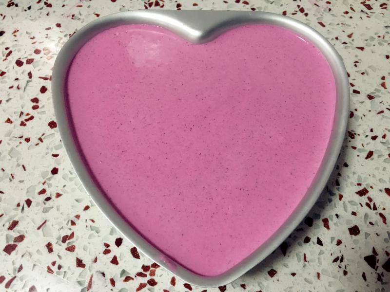 Steps to Make Heart-shaped Dragon Fruit Mousse