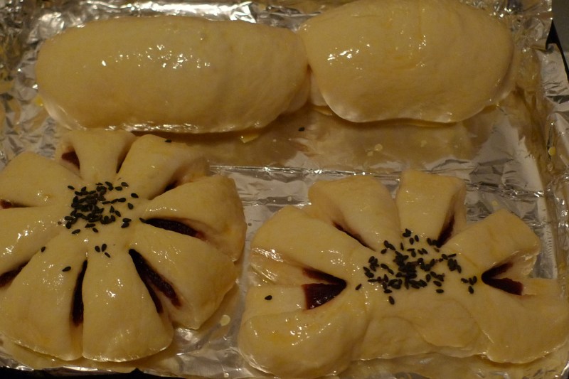 Steps for Making Red Bean Flower Bread