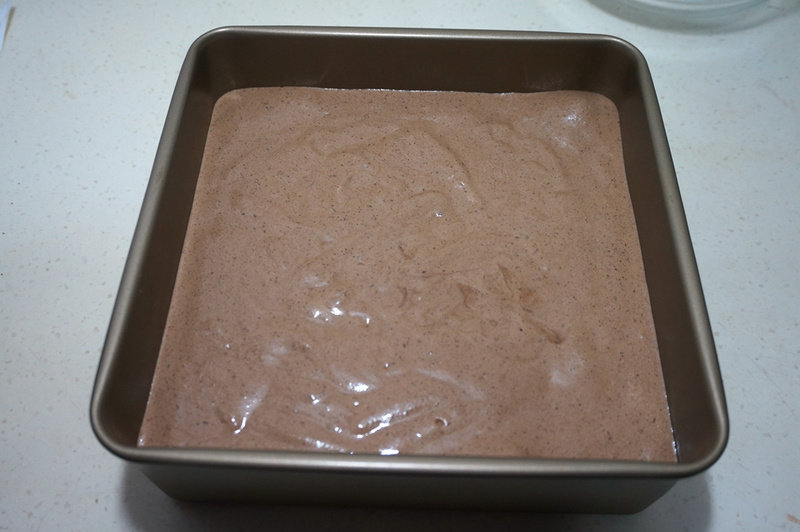 Steps for Making Cocoa Cream Nut Cake