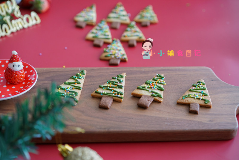 Christmas Tree Cookies for Ages 36 Months and Up