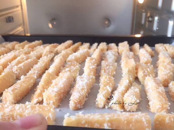 Steps to Make Coconut Sweet Potato Sticks