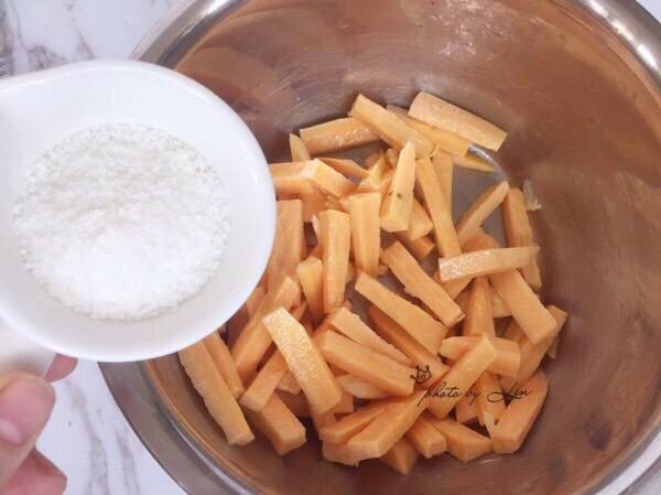 Steps to Make Coconut Sweet Potato Sticks