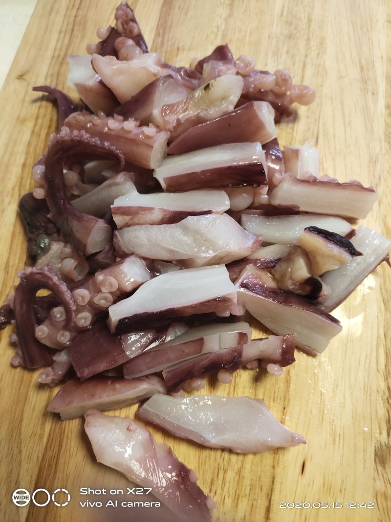 Step-by-Step Instructions for Octopus Vermicelli Salad