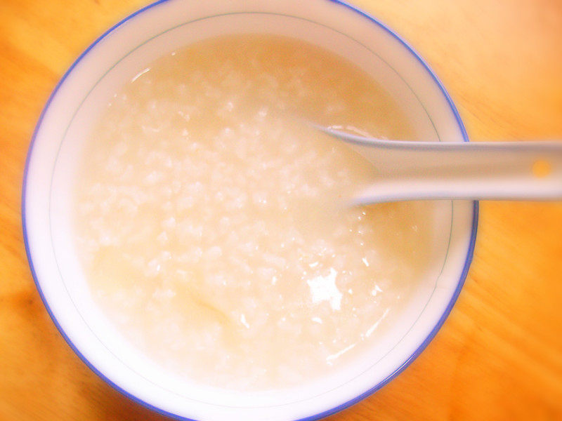 Steps for Cooking Chinese Yam and Tremella Porridge