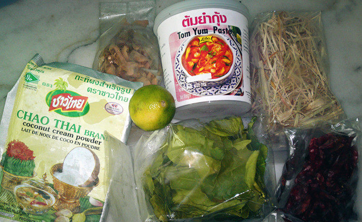 Steps for cooking Tom Yum Soup