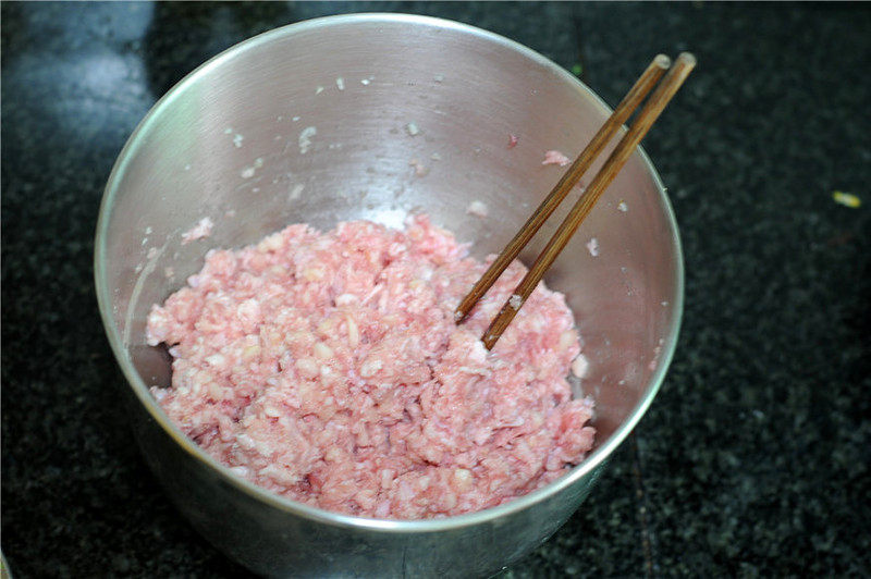 Vegetable Juice Water Chestnut Pork Steamed Dumplings Making Steps