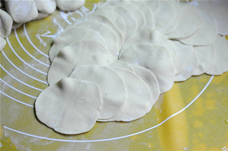 Vegetable Juice Water Chestnut Pork Steamed Dumplings Making Steps