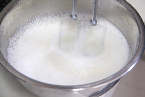 Steps for Making Hokkaido Chiffon Cake