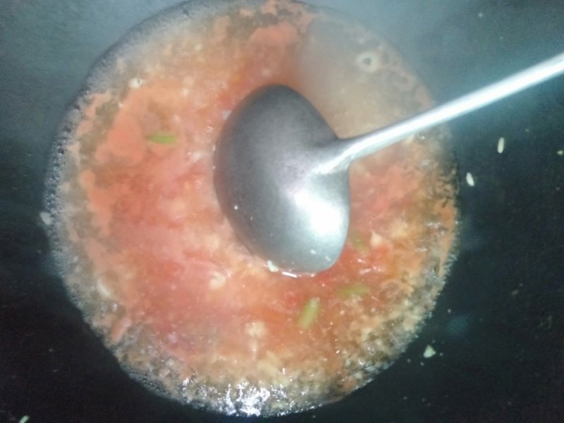 Steps for Cooking Tomato and Tofu Porridge