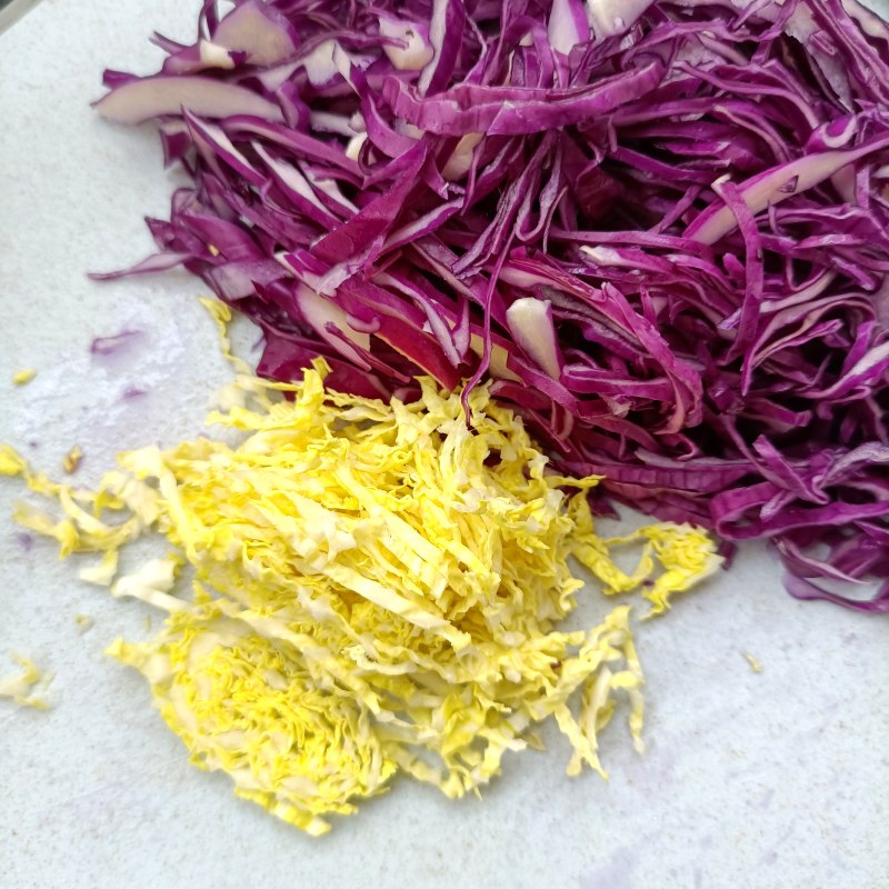 Steps for Making Purple Cabbage and Pigeon Breast Salad