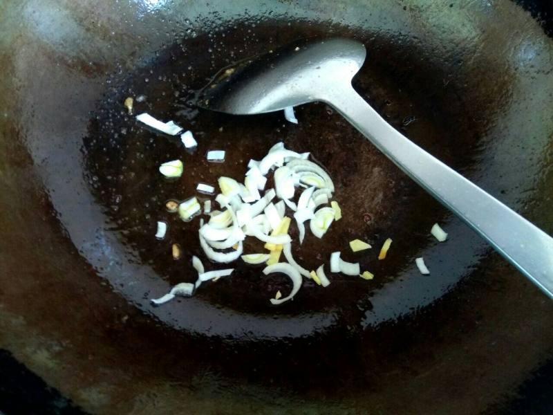 Stir-Fried Bread Cubes Cooking Steps