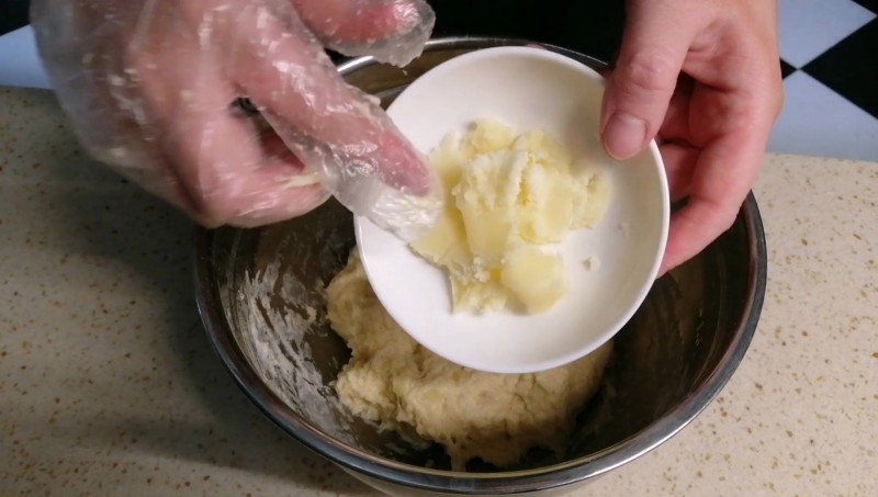 Steps for Making Potato Mini Buns