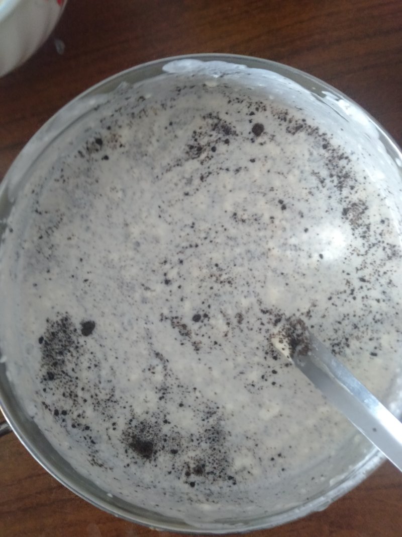 Steps for Making Oreo Mousse Cake