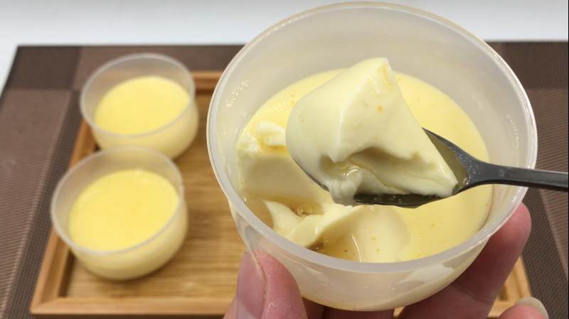 Osmanthus Cream Pudding, a Delicious and Simple Dessert with a Refreshing and Creamy Taste, Perfect for Beating the Heat in Summer.