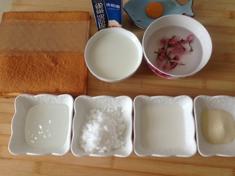 Steps for Making Sakura Mousse Cake