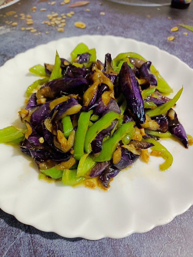 Steps to Make Sautéed Eggplant in Soy Sauce