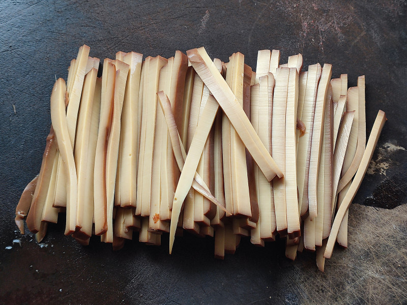 Steps for Making Egg Dry-Fried Watermelon Rind