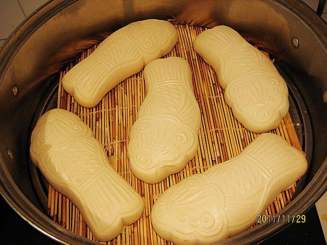 Steps for Making Little Fish Steamed Buns