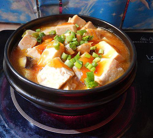 Steps for Cooking Clay Pot Tofu Stew