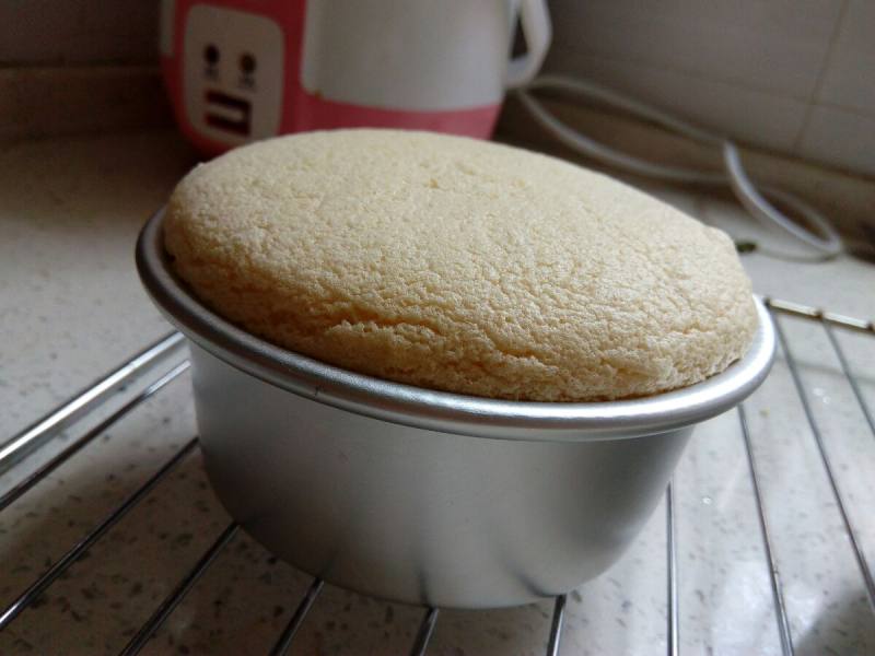 Step-by-Step of Making 4-Inch Chiffon Cake