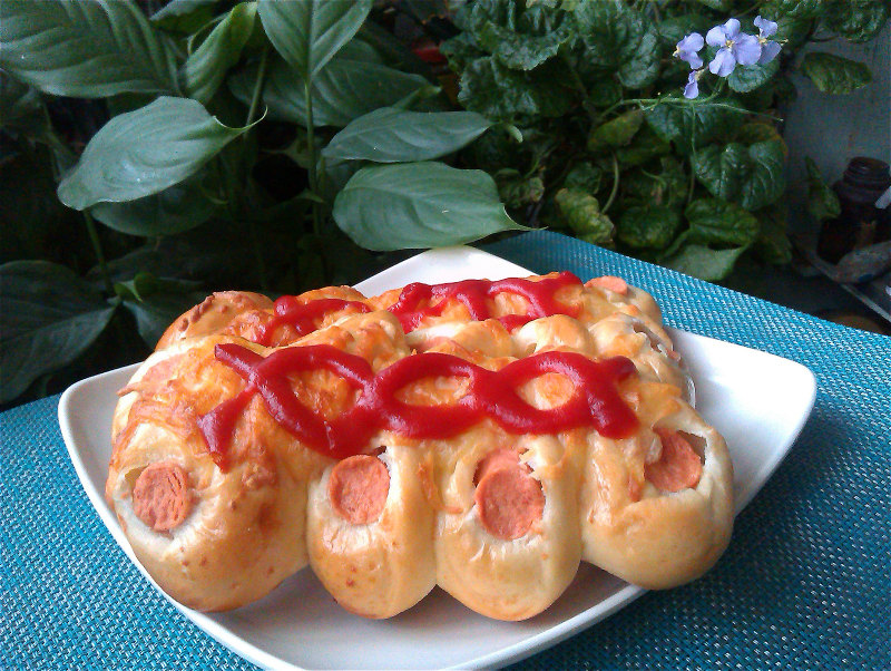 Tomato Sauce Cheese Bread