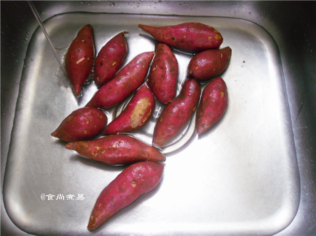 Steps for Making Baked Sweet Potatoes