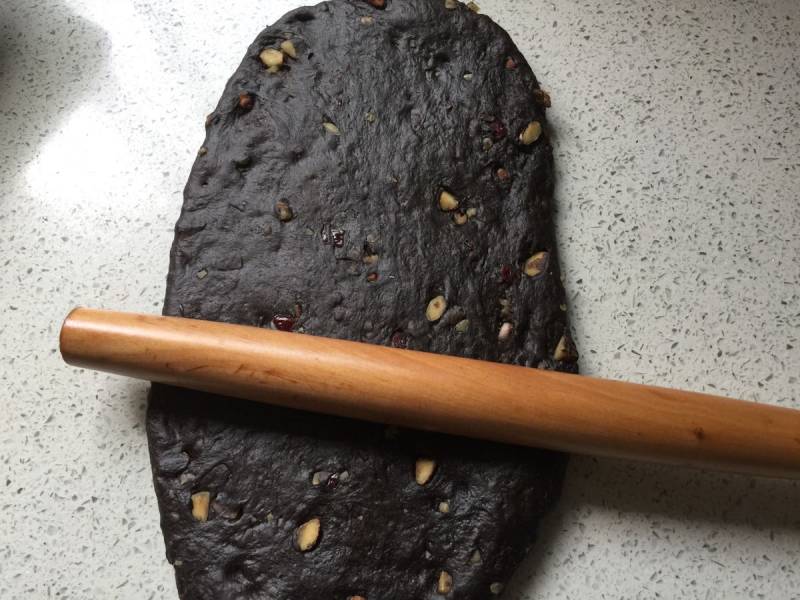 Steps for Making Cocoa Whole Wheat Nut Bread