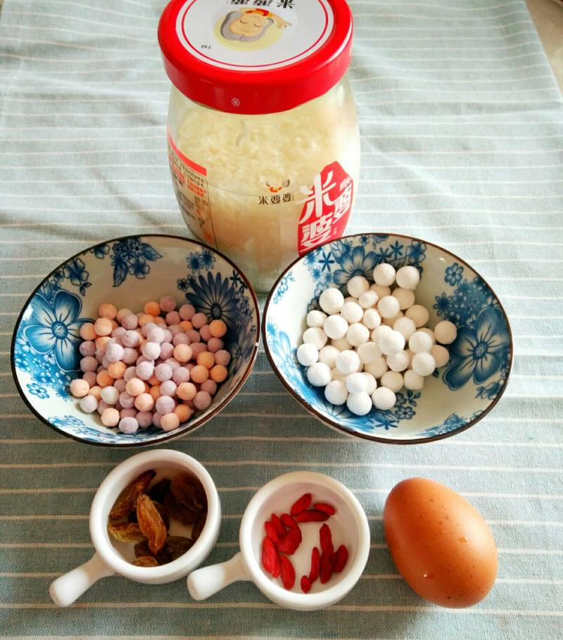 Steps for making Chinese Rice Wine Glutinous Rice Balls